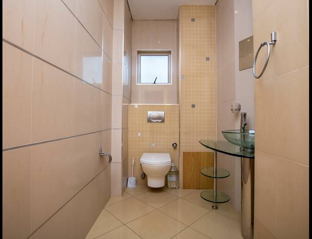 3 BEDROOM APARTMENT TO LET IN MUSGRAVE